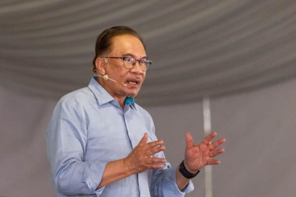 PM Anwar: Rural folk will not be left out