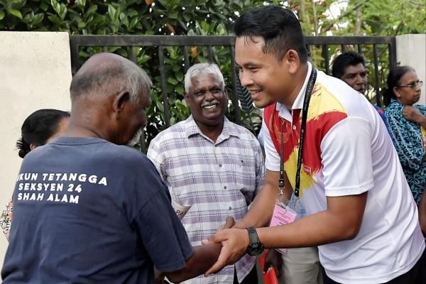 Pakatan’s Batu Tiga candidate not banking on late father Harun Salim Bachik’s popularity